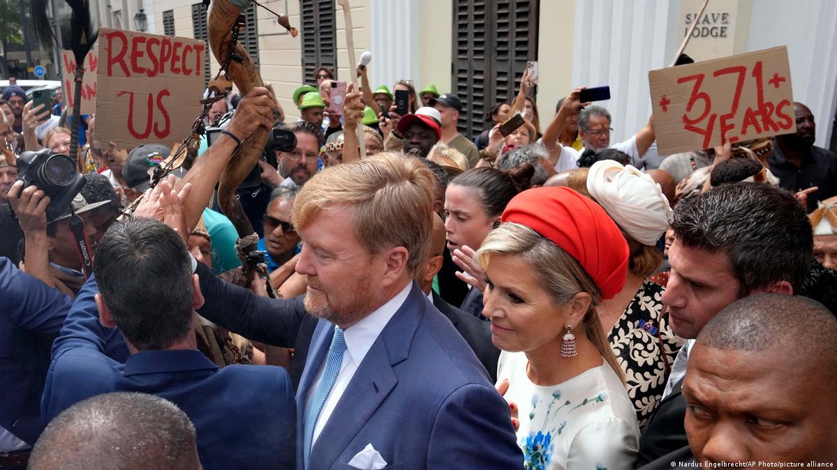 Dutch king and Queen Confronted by Angry Protesters Upon Visit to S.A. Slavery Museum